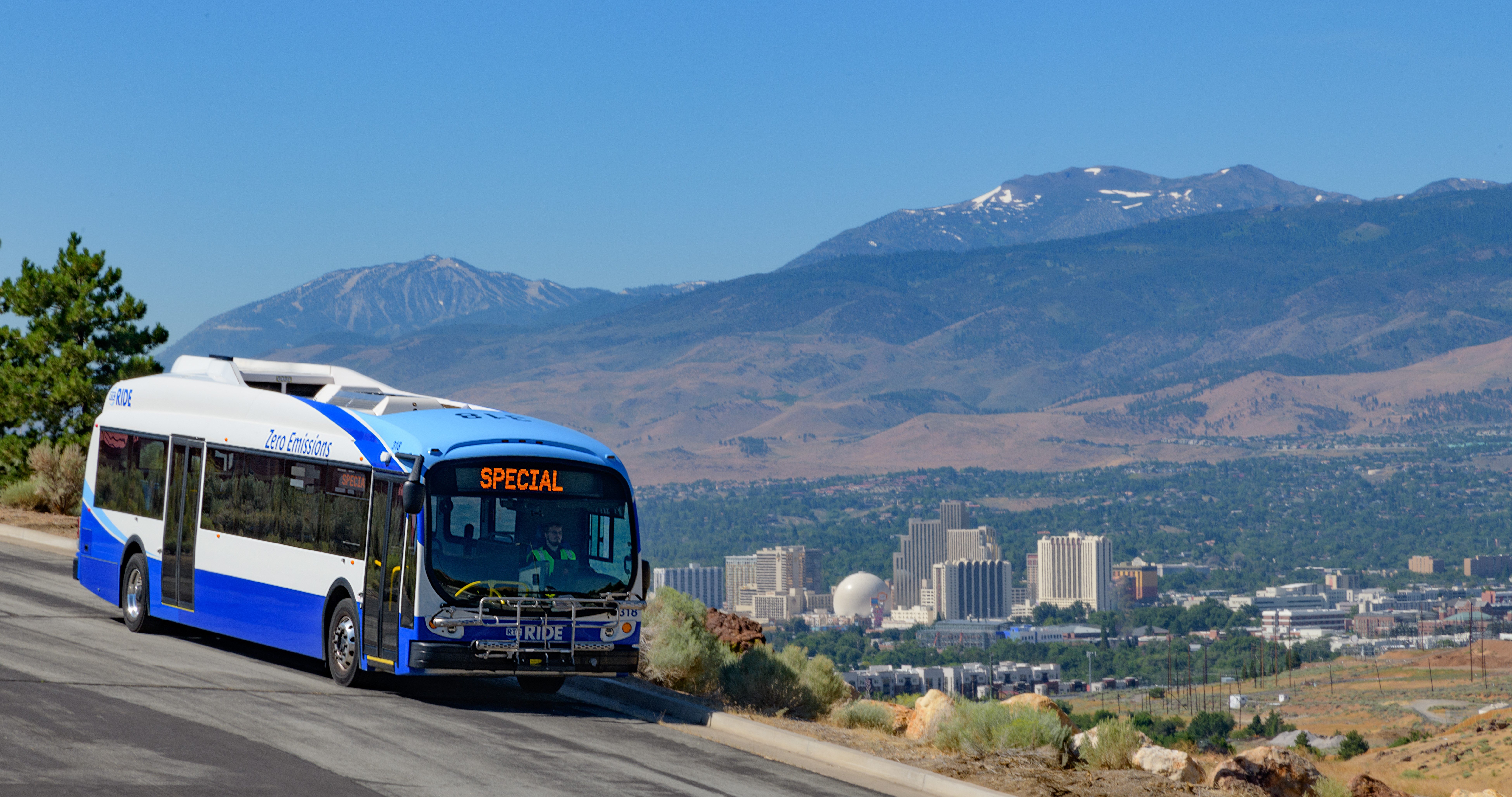 2019_Reno_Bus_Reno in Background
