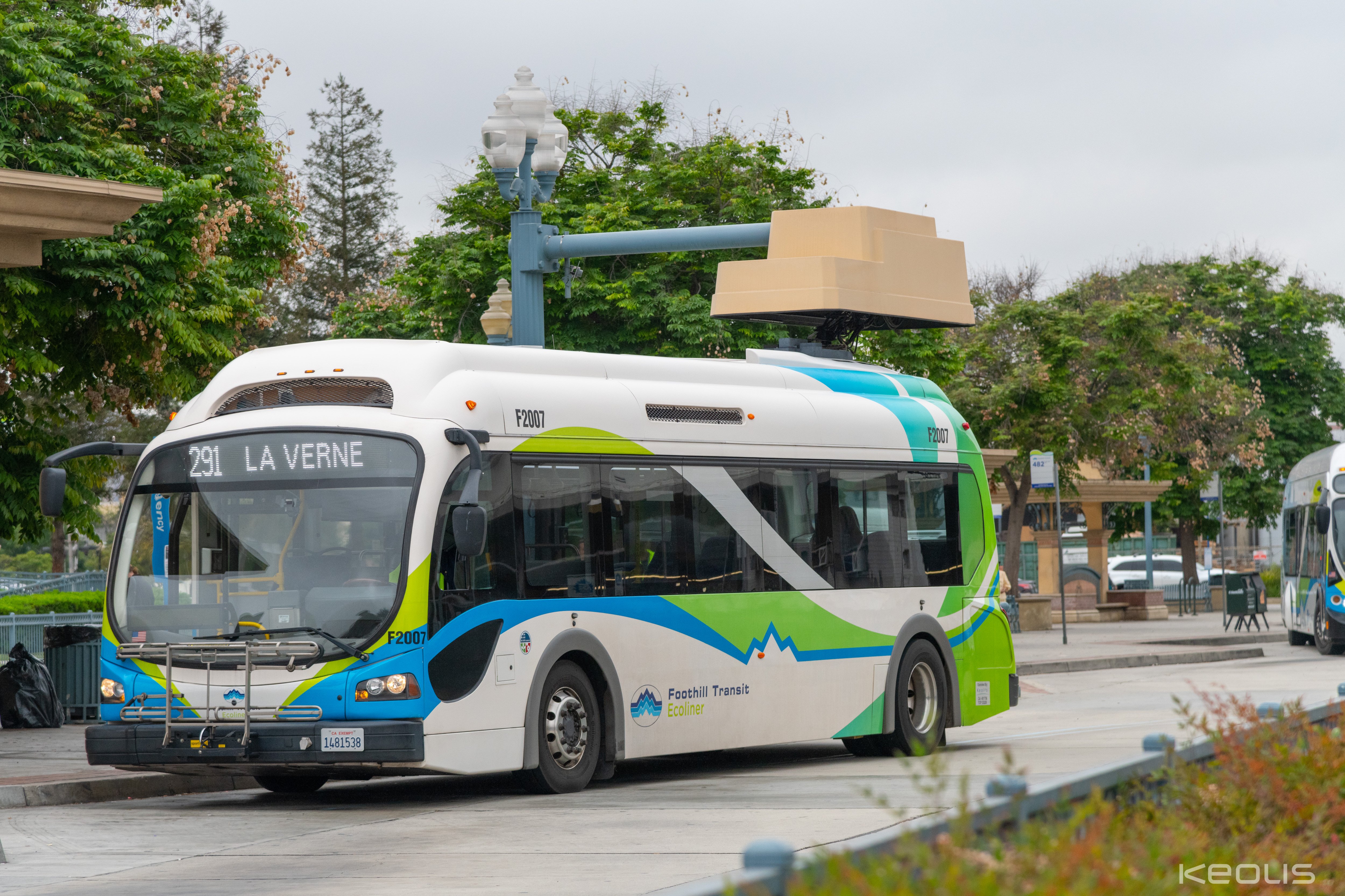 Foothill_Bus_Electric Charging