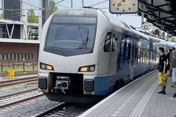 card-electric-rail-operations